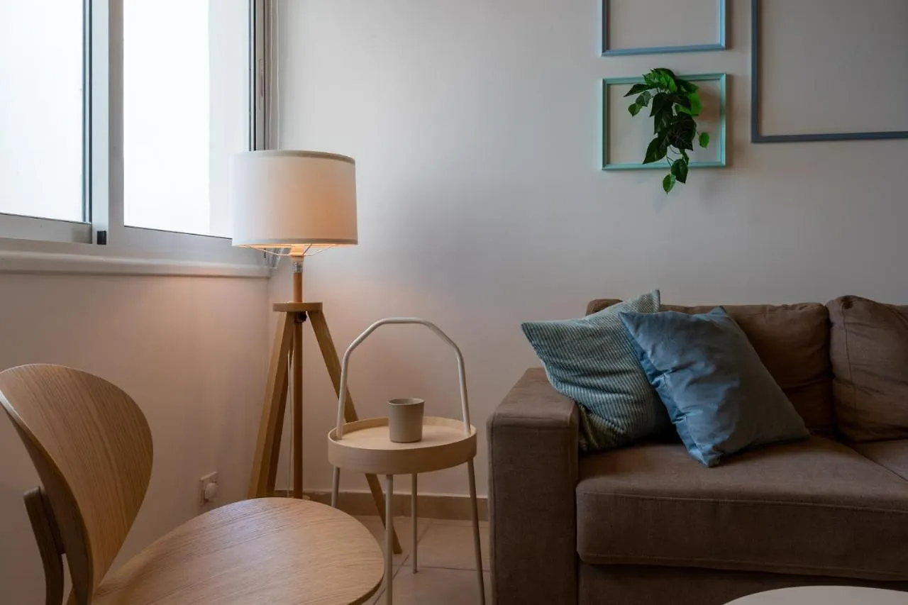 Laurel 2-Bedroom Apartment In Larnaca