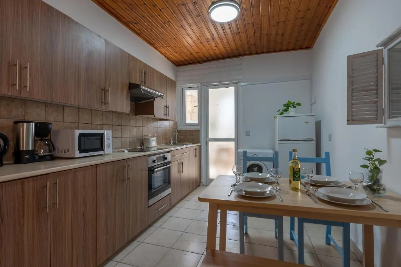 Laurel 2-Bedroom Apartment In Larnaca