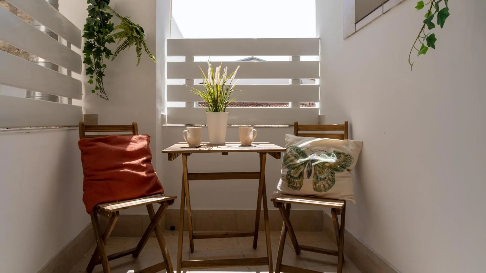 Laurel 2-Bedroom Apartment In Larnaca Cyprus